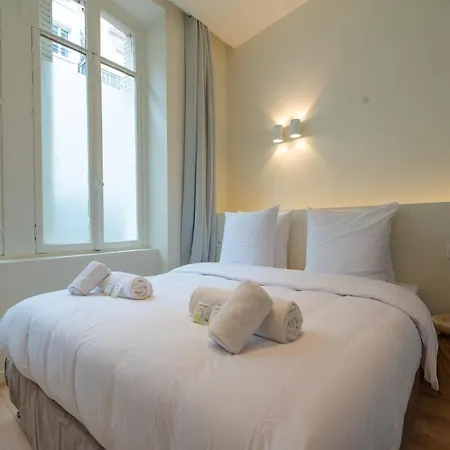 Luxury Flat - Champs Elysees Paris