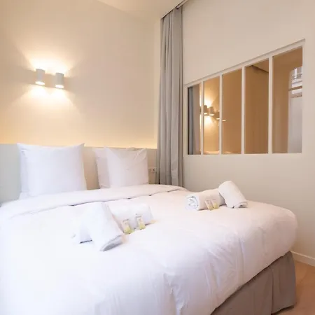 Luxury Flat - Champs Elysees Paryż